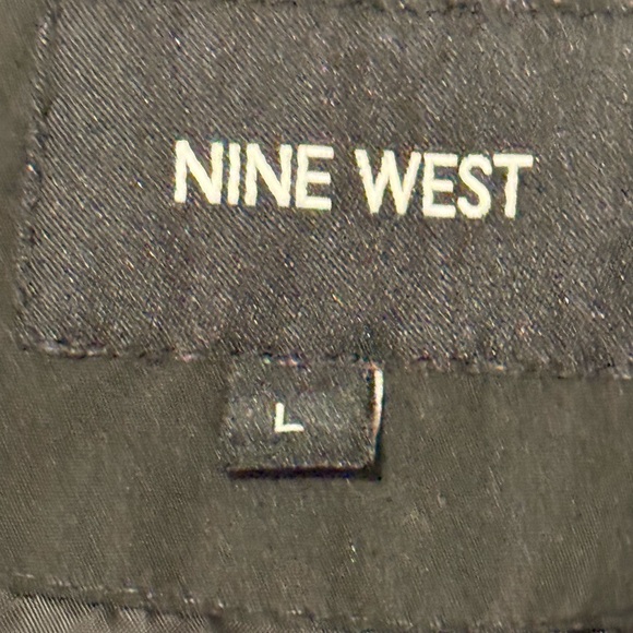 Nine West Black Quilted Zip Front Vest size large - Picture 2 of 5